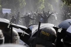 【中海安】热点阐发-印尼迸发大规模 国内场面地